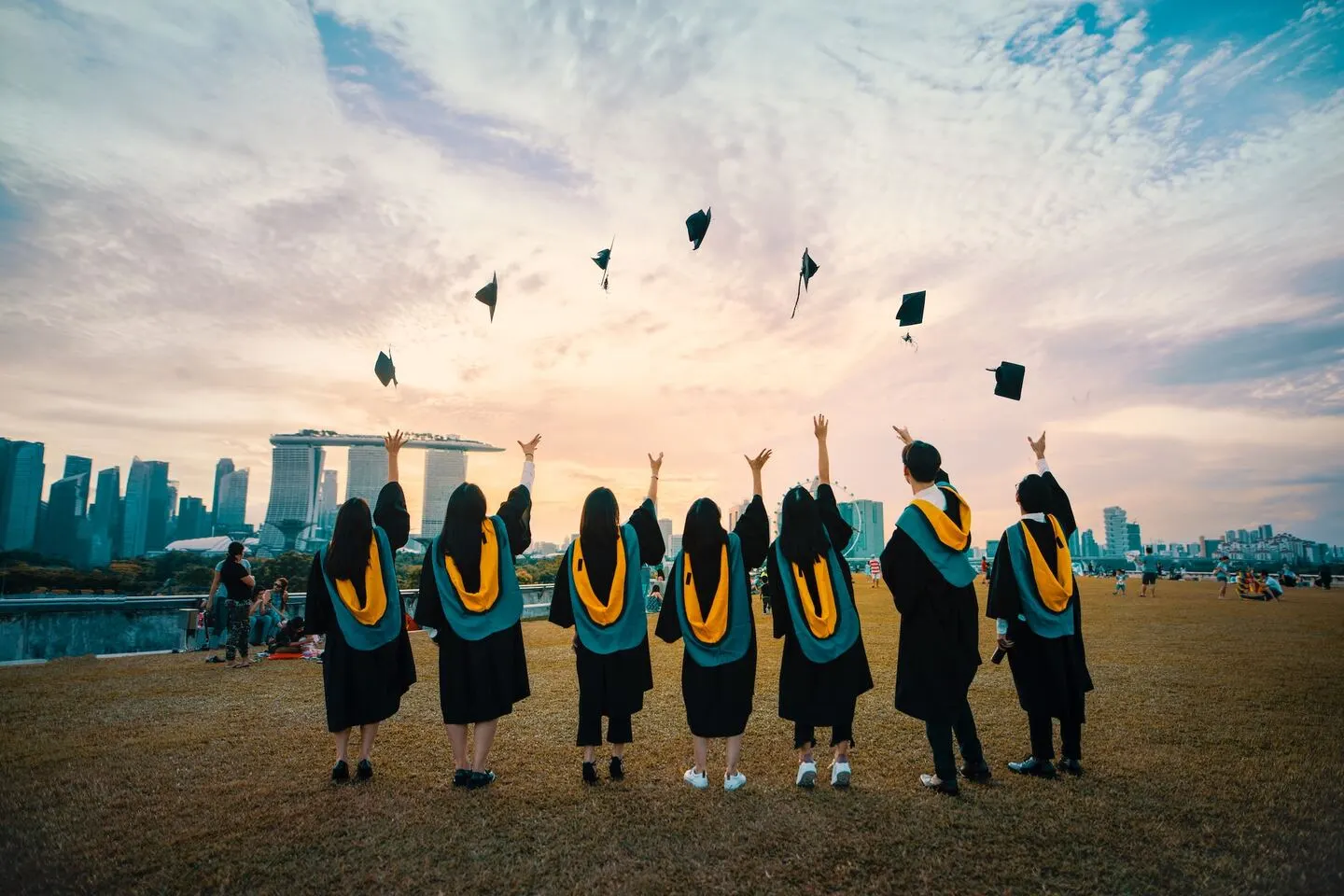 Best Universities for Diploma Degrees with Scholarships in 2024