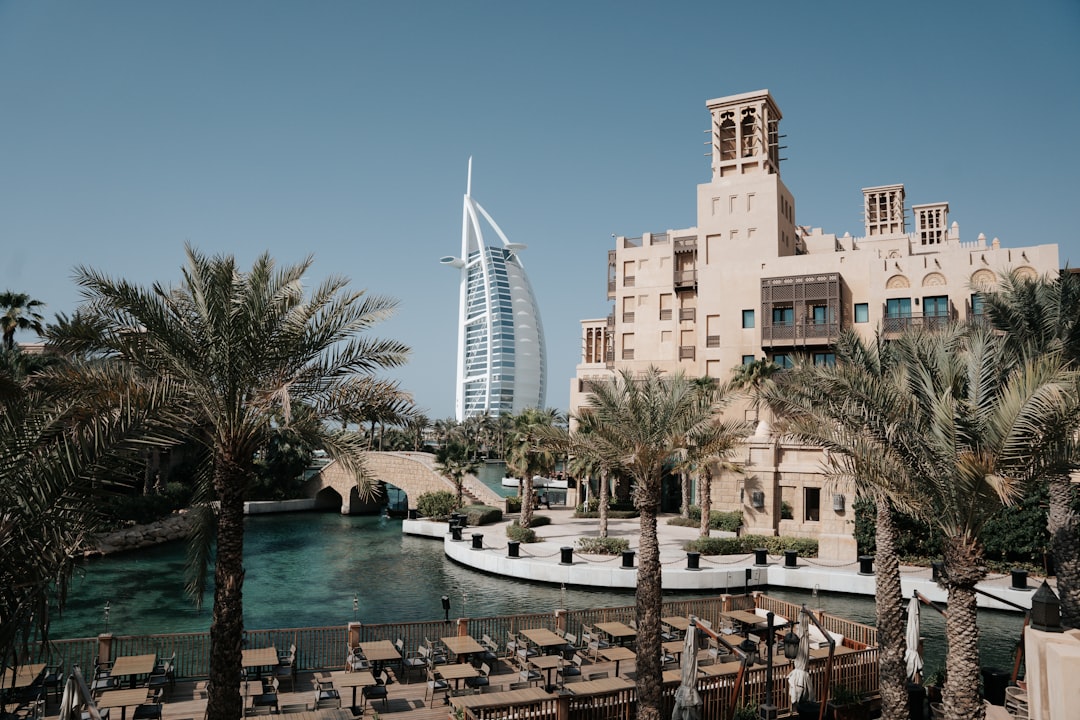 How to Select an Undergraduate University in Dubai - Featured image